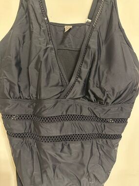 Black Women's One-Piece Swimsuit - Comfortable Support Sz 26W